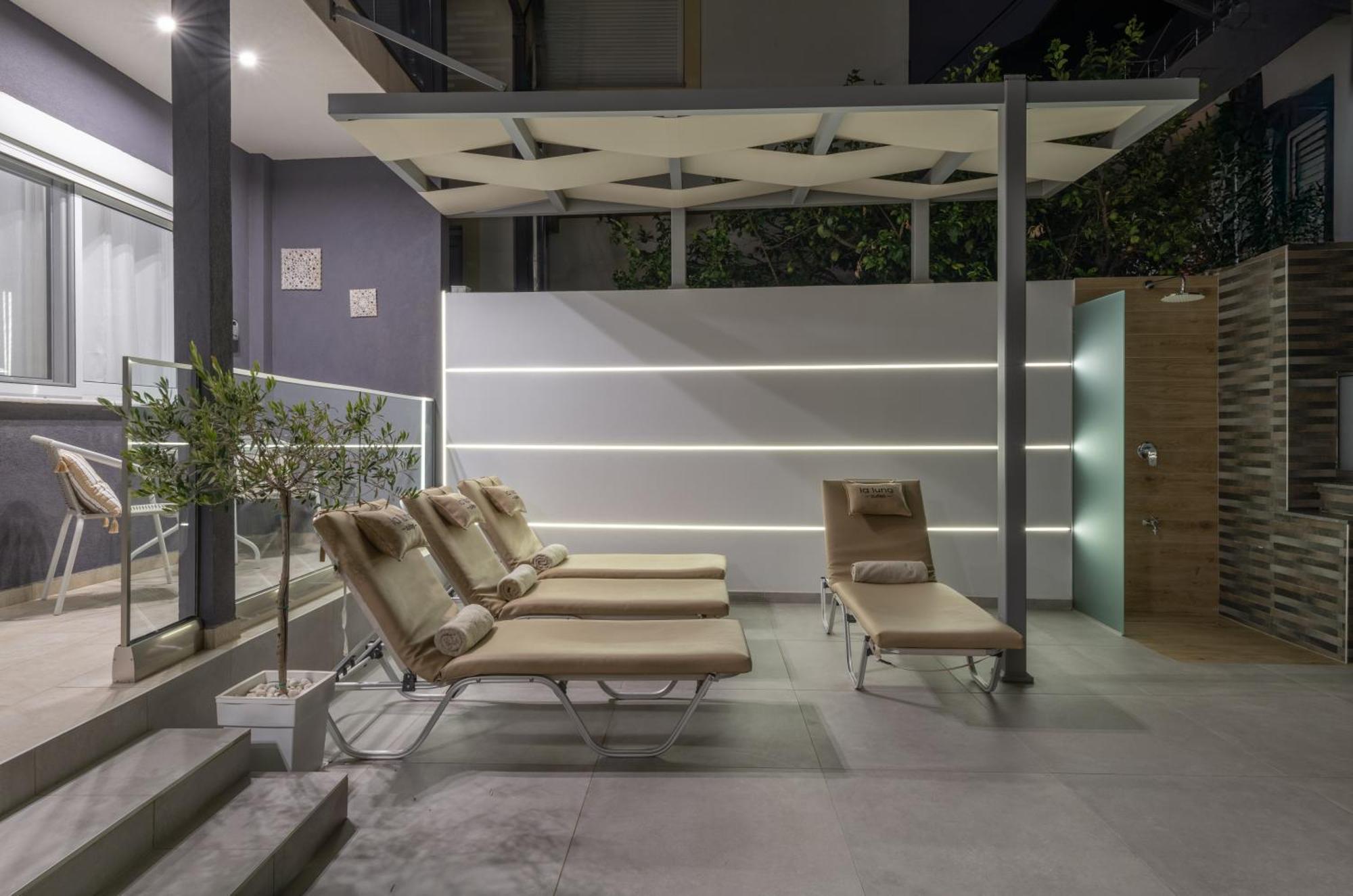 La Luna Apartment Gazi